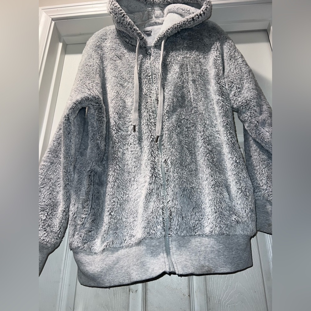 Aerie Women's Sherpa Sz Small “Oversized” Full Zip Hooded Jacket Gray Faux Fur - Picture 3 of 12